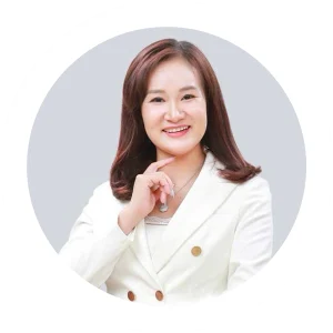 Ms. Ước Tình Vân